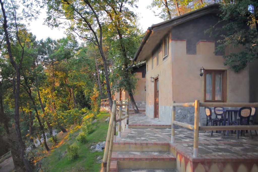 Ippotur Medieval Resort Castelnuovo Magra Eksteriør bilde