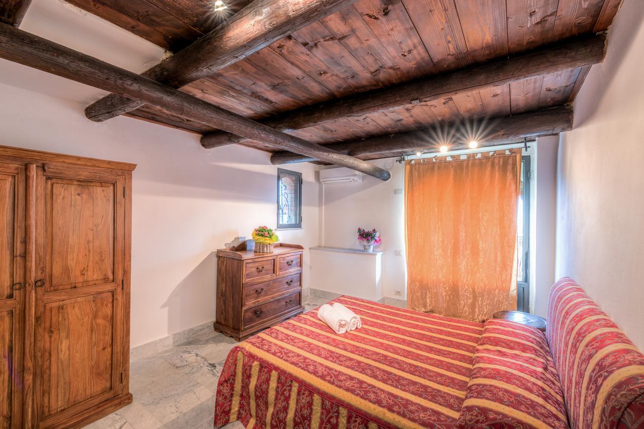 Ippotur Medieval Resort Castelnuovo Magra Eksteriør bilde