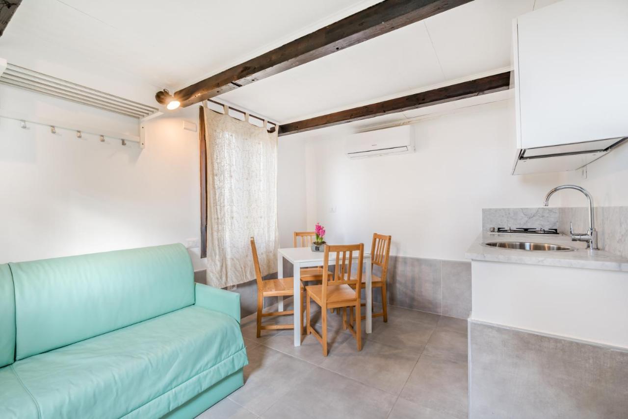 Ippotur Medieval Resort Castelnuovo Magra Eksteriør bilde
